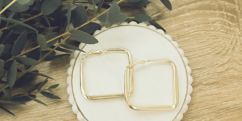 Der Everyday Statement Hoop Square - Gold oder Silber