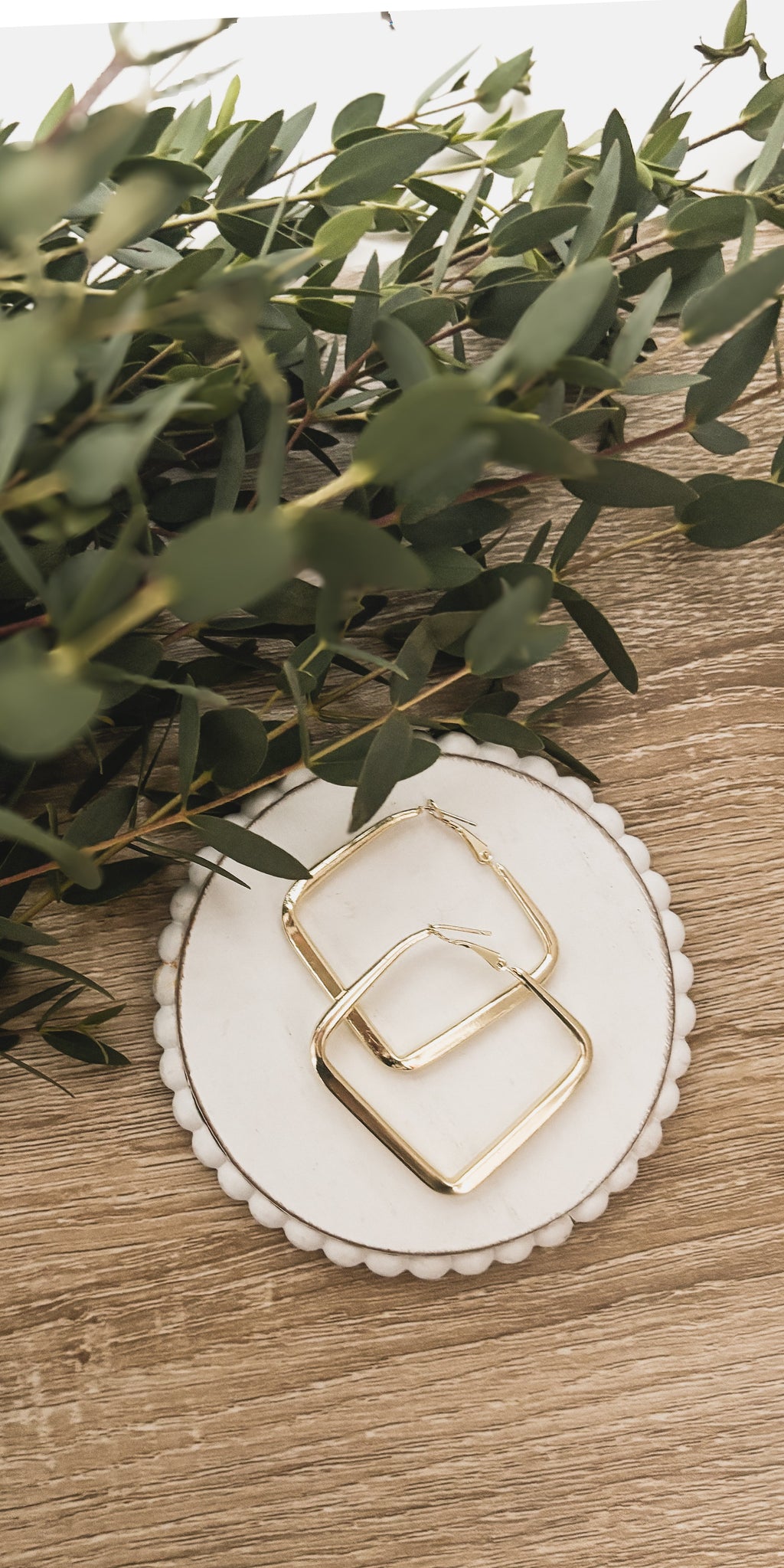 Der Everyday Statement Hoop Square - Gold oder Silber