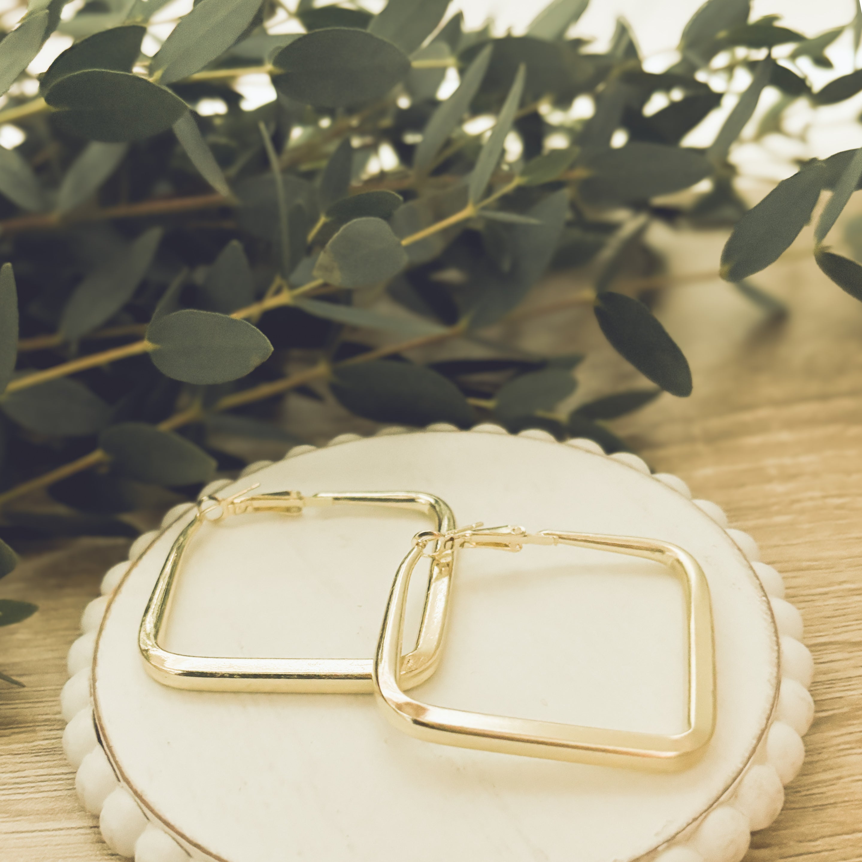 Der Everyday Statement Hoop Square - Gold oder Silber