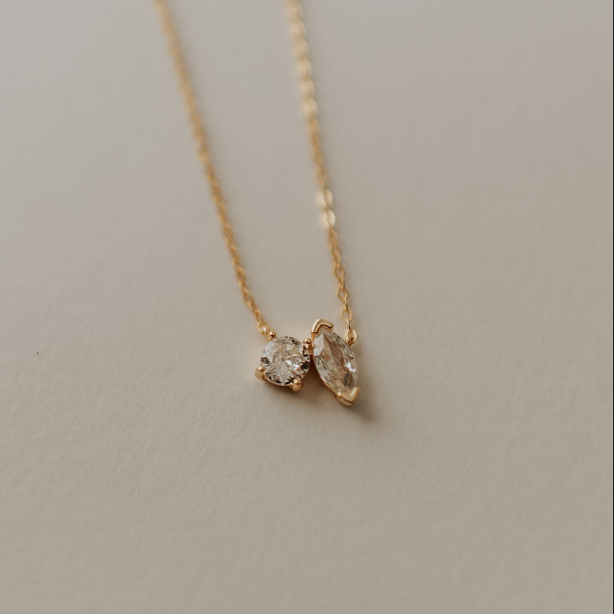 Sloane Zwei-Stein-Diamantkette