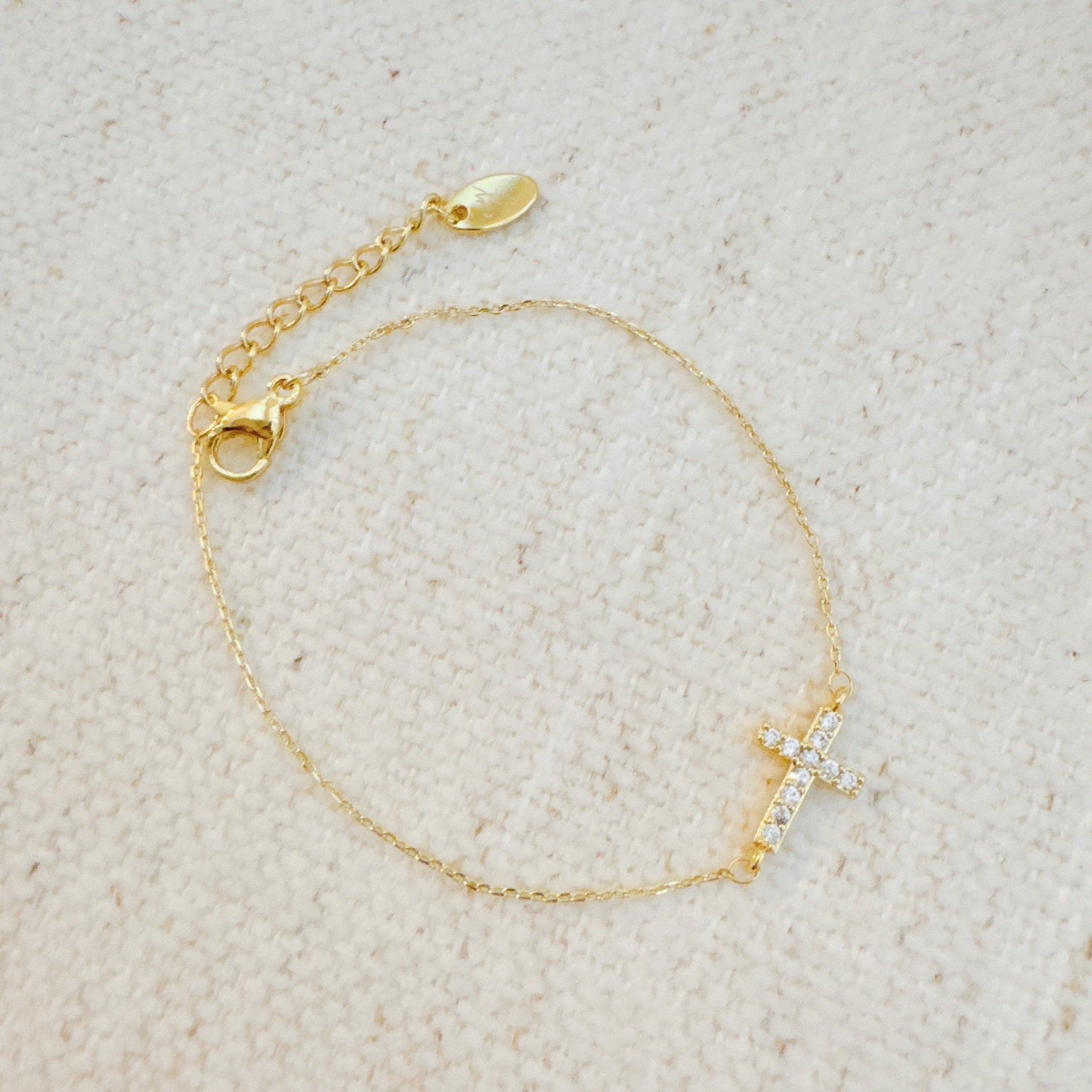 Glänzende Seite Hängendes Kreuz Armband